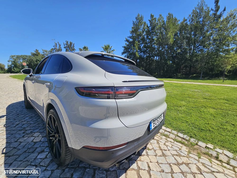 Porsche Cayenne Coupé E-Hybrid - 2