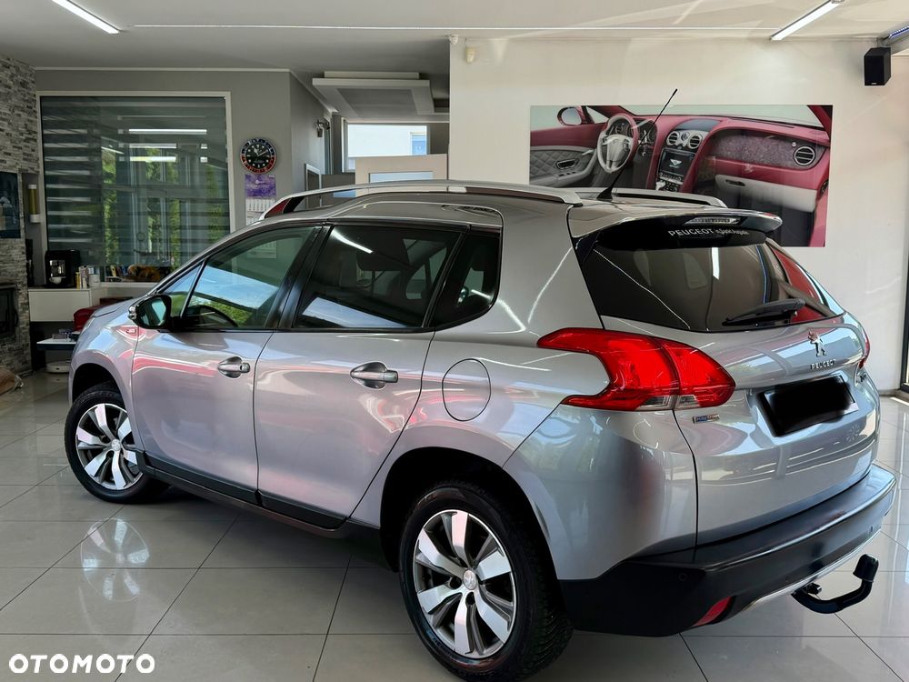 Peugeot 2008 PureTech 82 Style - 2