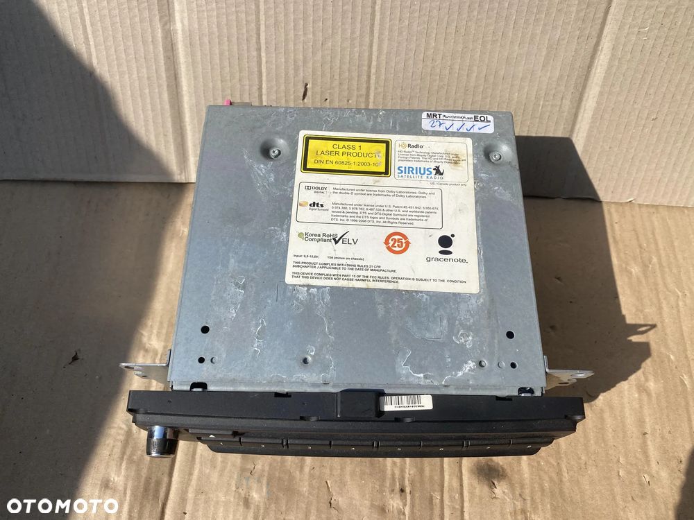 Radio 921833001 BMW E90 E91 lift OE - 2