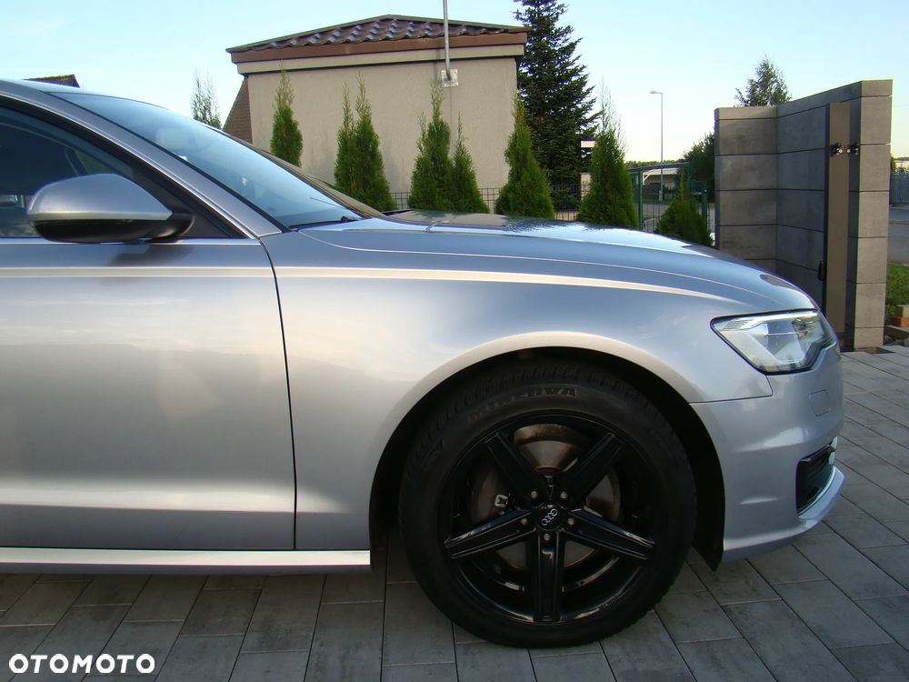 Audi A6 Avant 2.0 TDI ultra S tronic - 14