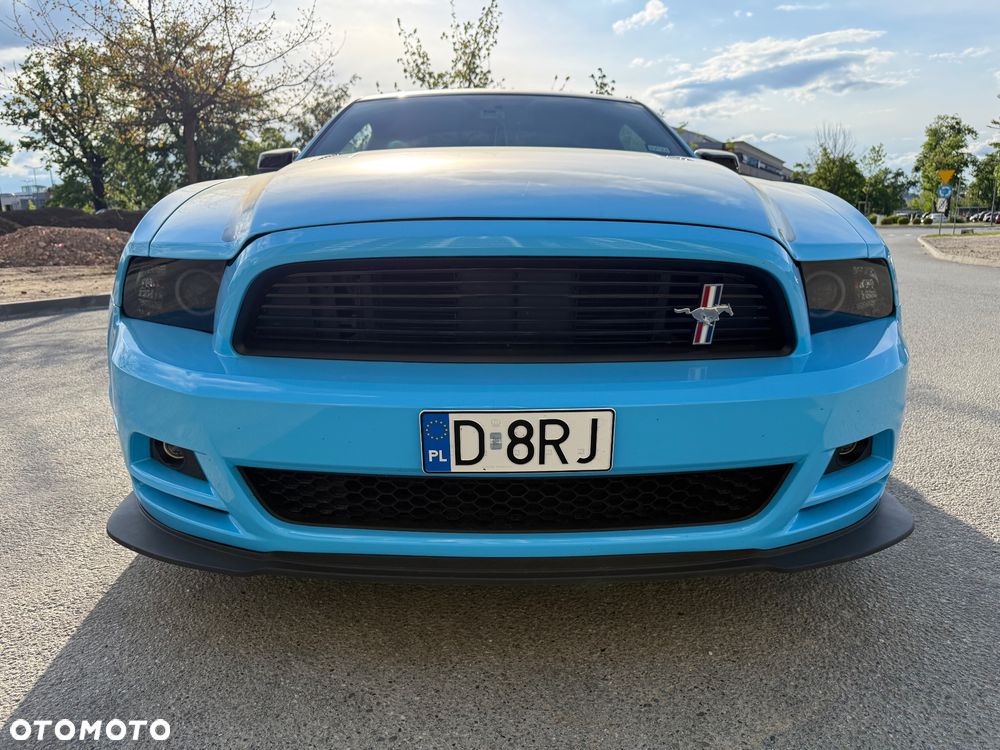 Ford Mustang 5.0 V8 GT - 4