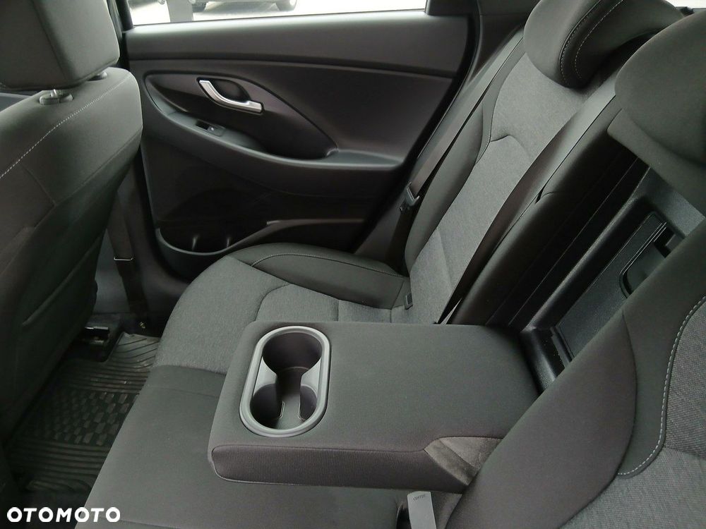 Hyundai i30 - 16