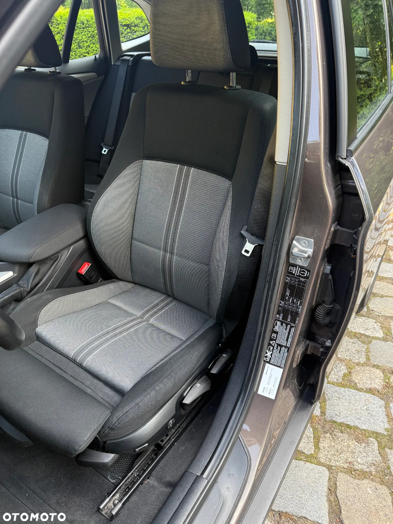 BMW X1 xDrive20d - 8