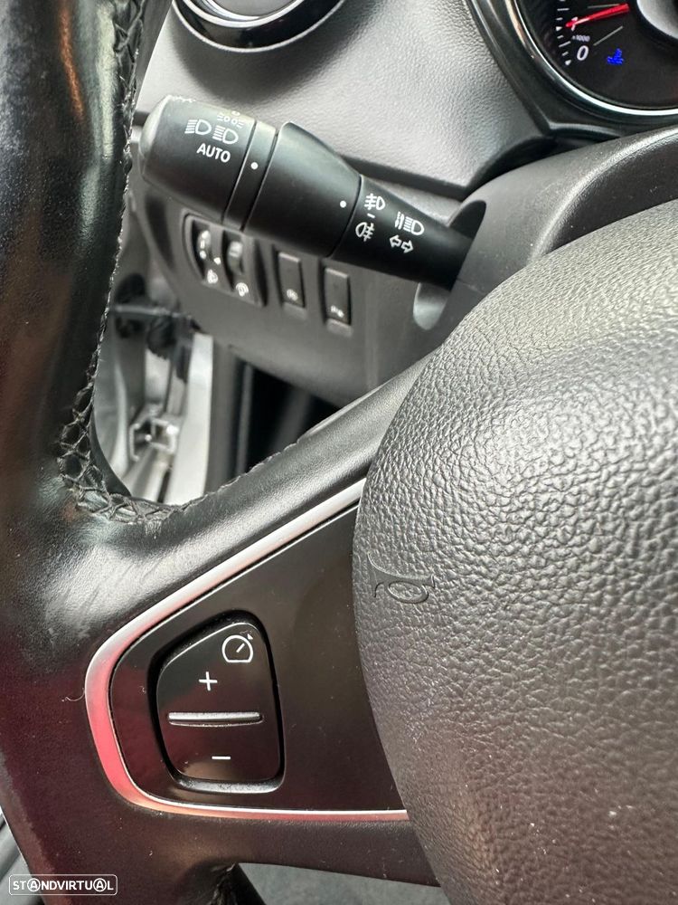 Renault Captur 0.9 TCE - 15