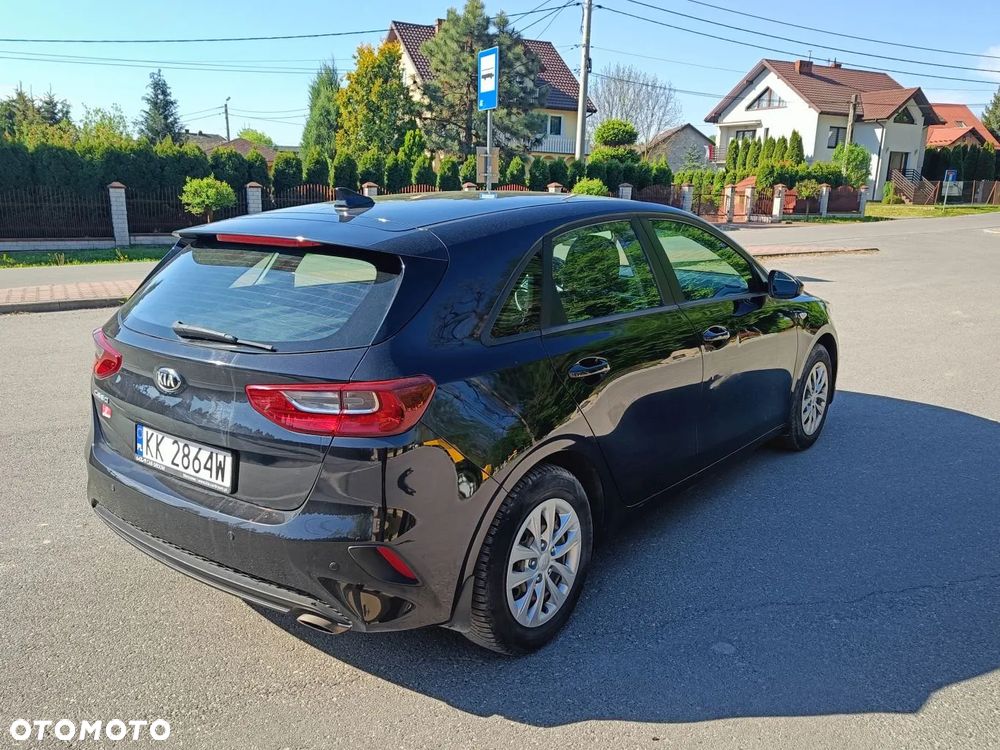 Kia Ceed - 4
