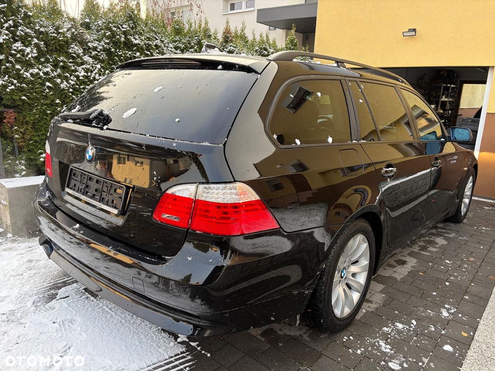 BMW Seria 5 520i Edition Exclusive - 4