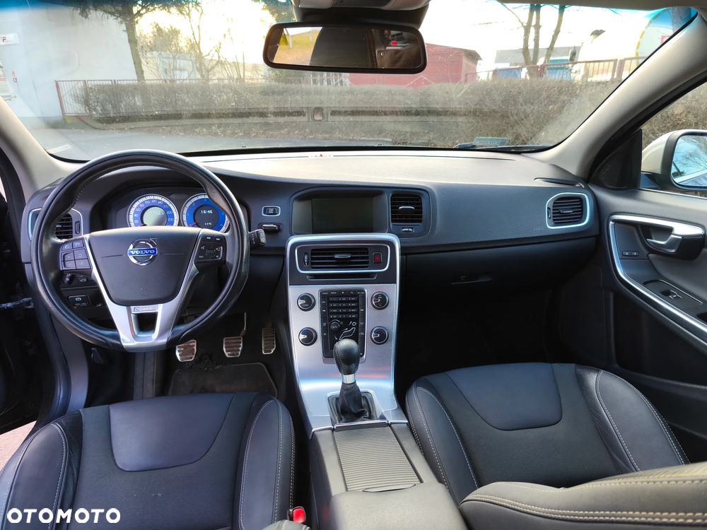 Volvo V60 D3 R-Design Kinetic - 7
