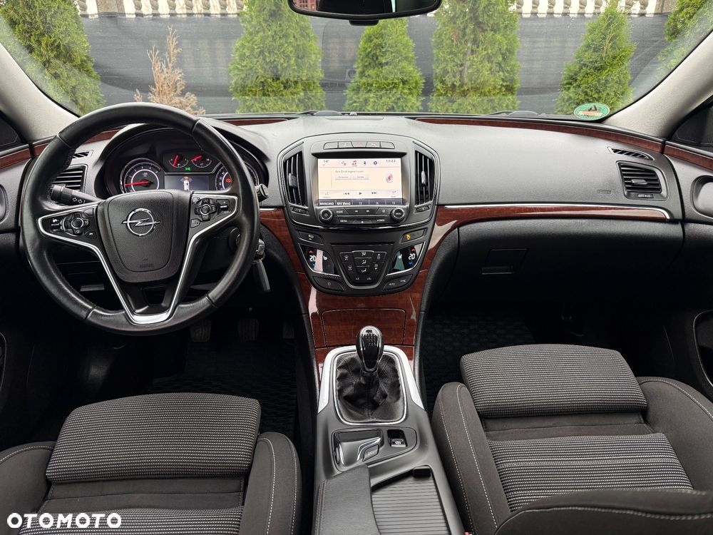 Opel Insignia - 23