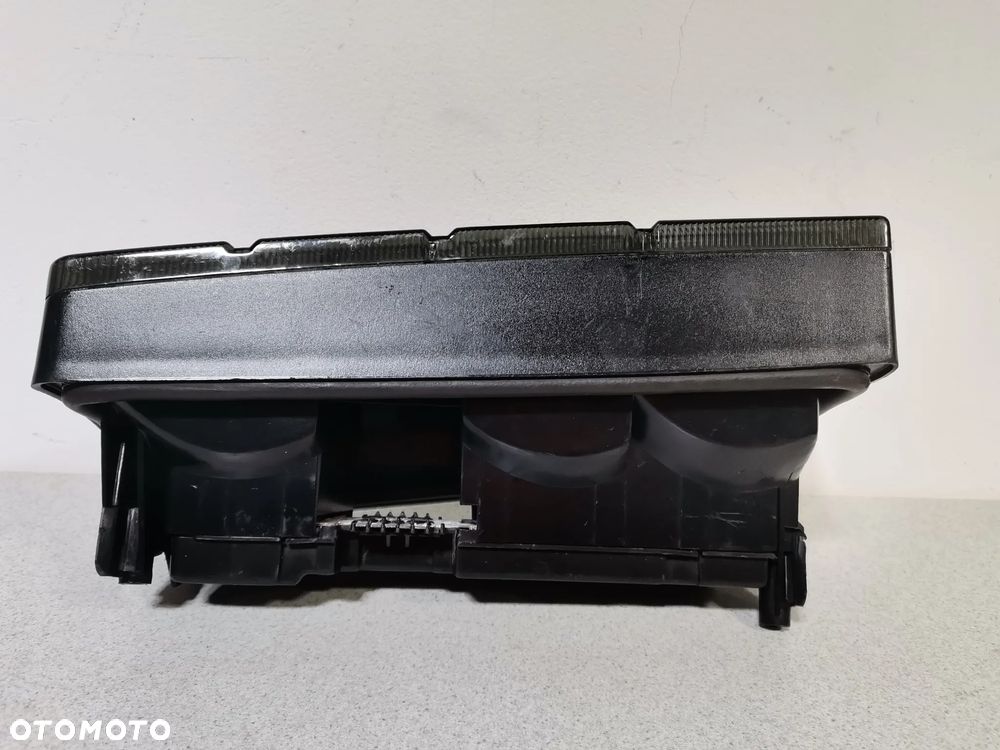 Lampa tył tylna Prawa OPEL KADETT E Kombi HELLA BLACK 84-93 Oryginał - 10