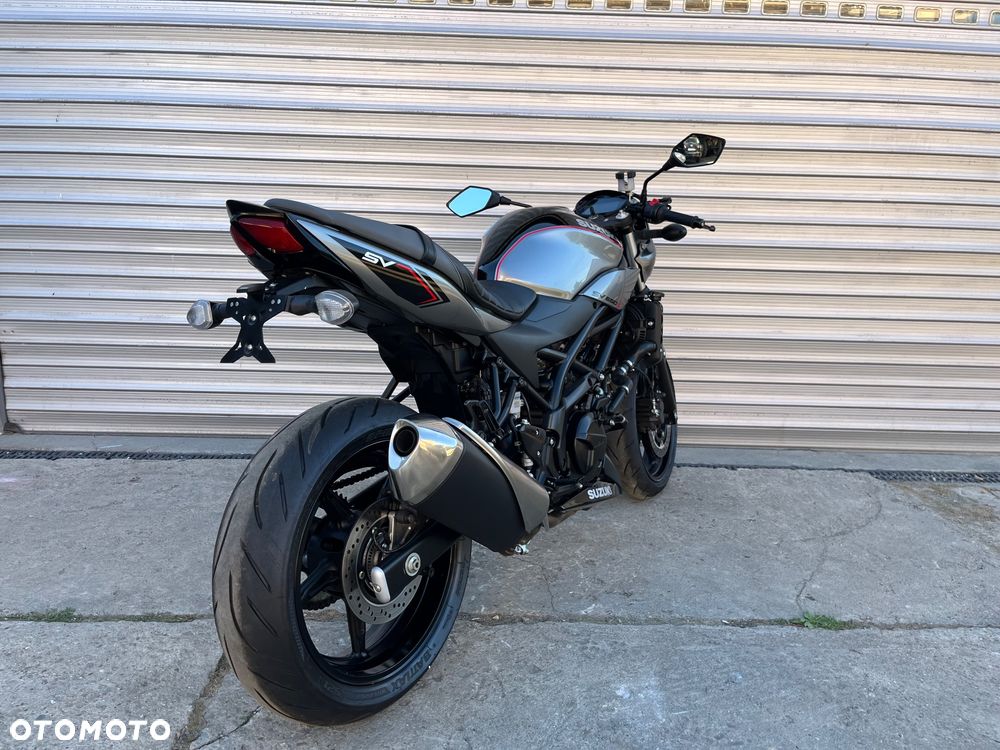 Suzuki SV - 25