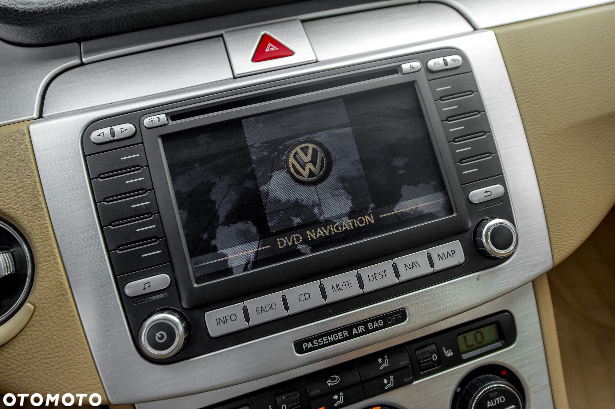 Volkswagen Passat - 29
