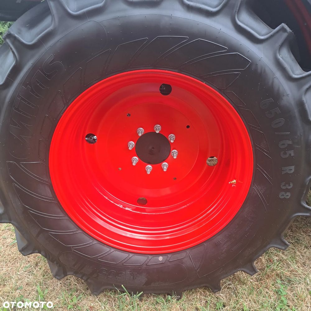 Zetor Seria 6 170 silnik Deutz AG Skrzynia ZF 54+27 biegów . 6 biegów pod obciążeniem - 37