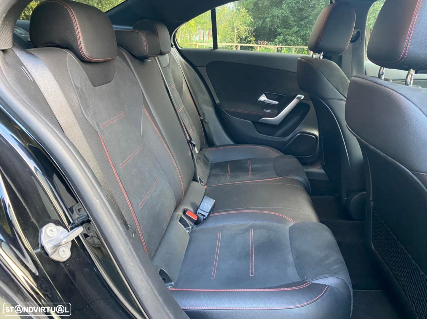 Mercedes-Benz A 180 Limousine d AMG Line Aut. - 30