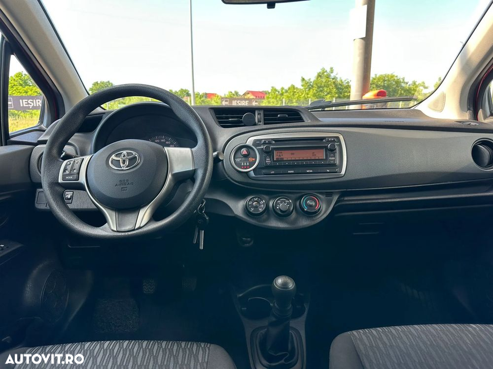 Toyota Yaris 1.0 VVT-i Terra - 9