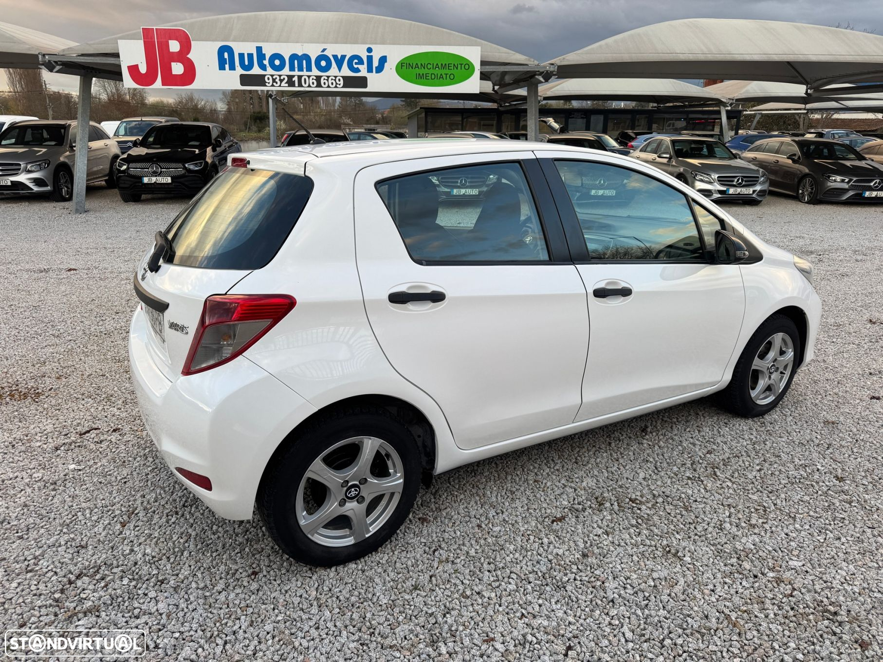 Toyota Yaris 1.0 VVT-i - 6