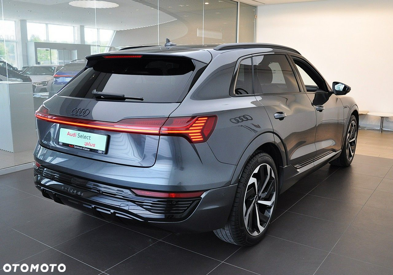 Audi Q8 - 4