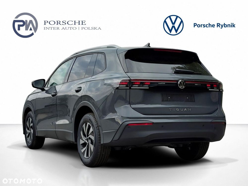 Volkswagen Tiguan - 4