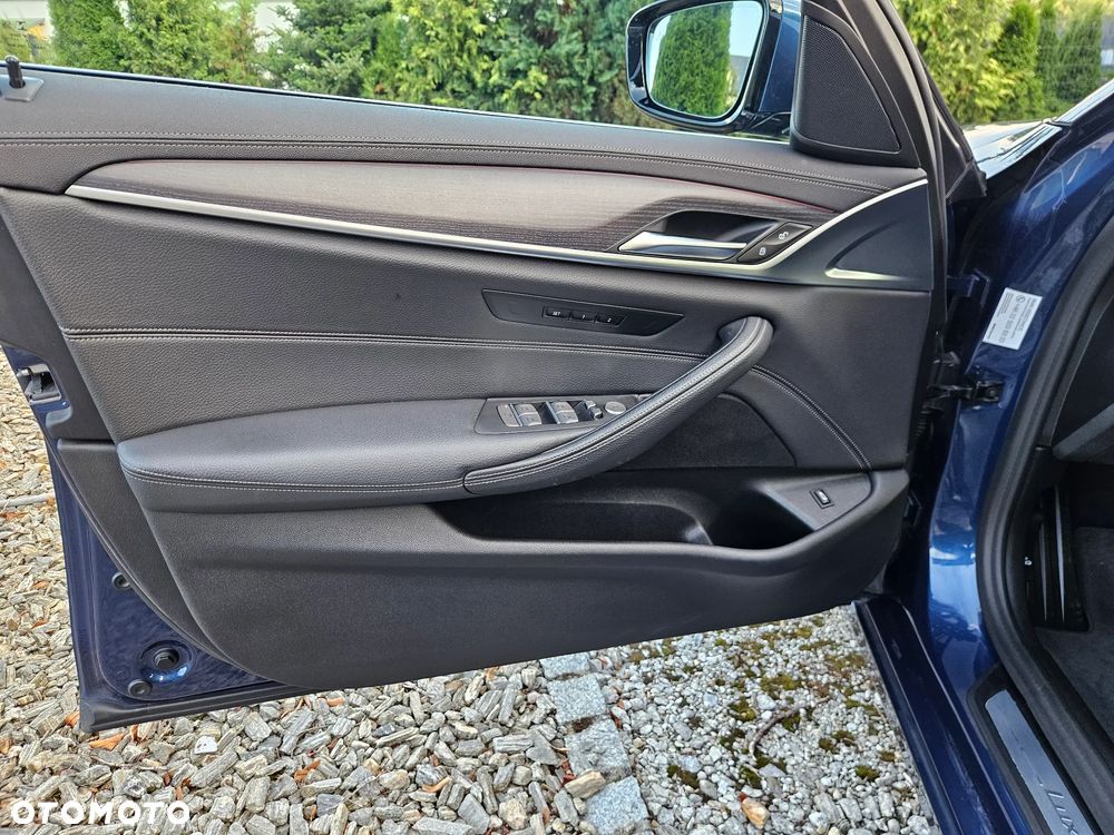 BMW Seria 5 520d Luxury Line - 25