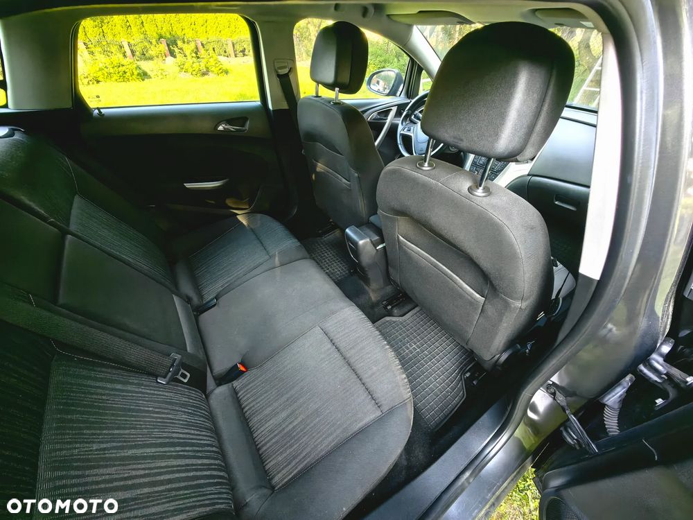 Opel Astra - 11