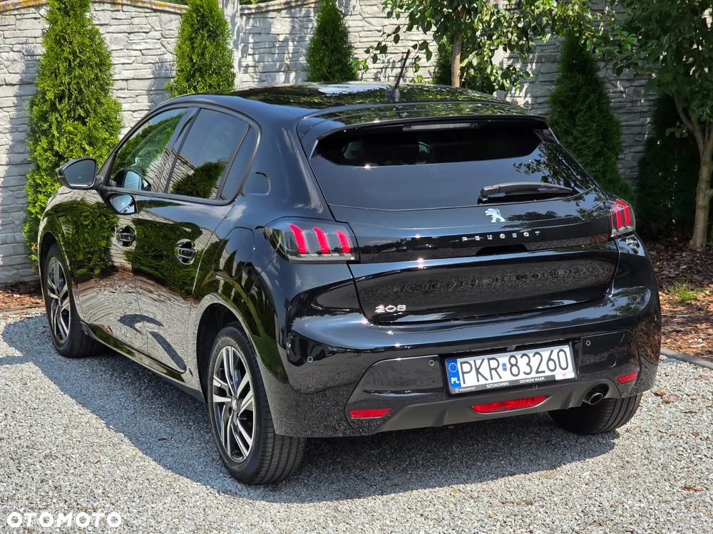 Peugeot 208 - 4