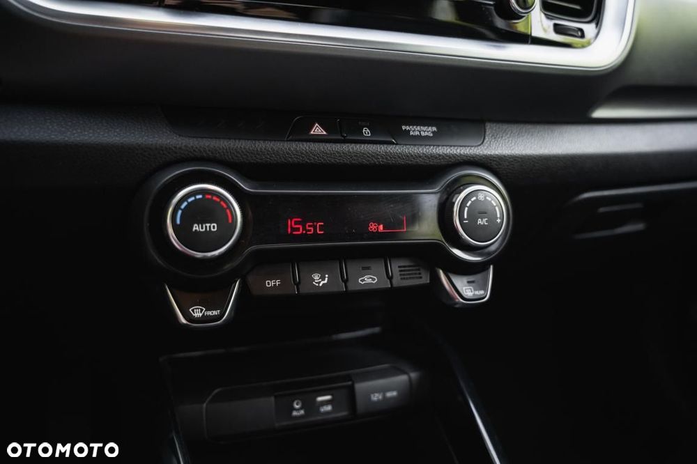 Kia Stonic - 19