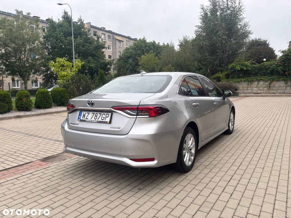 Toyota Corolla 1.8 Hybrid Comfort - 10