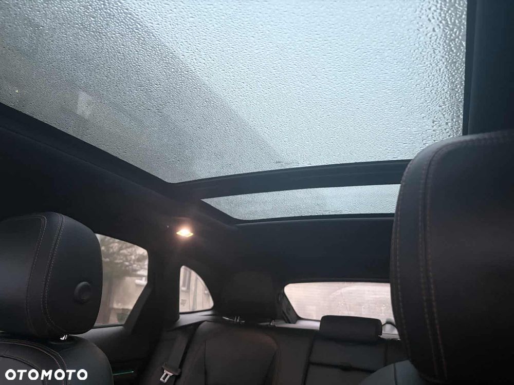 Jaguar F-Pace 25t AWD Prestige - 11