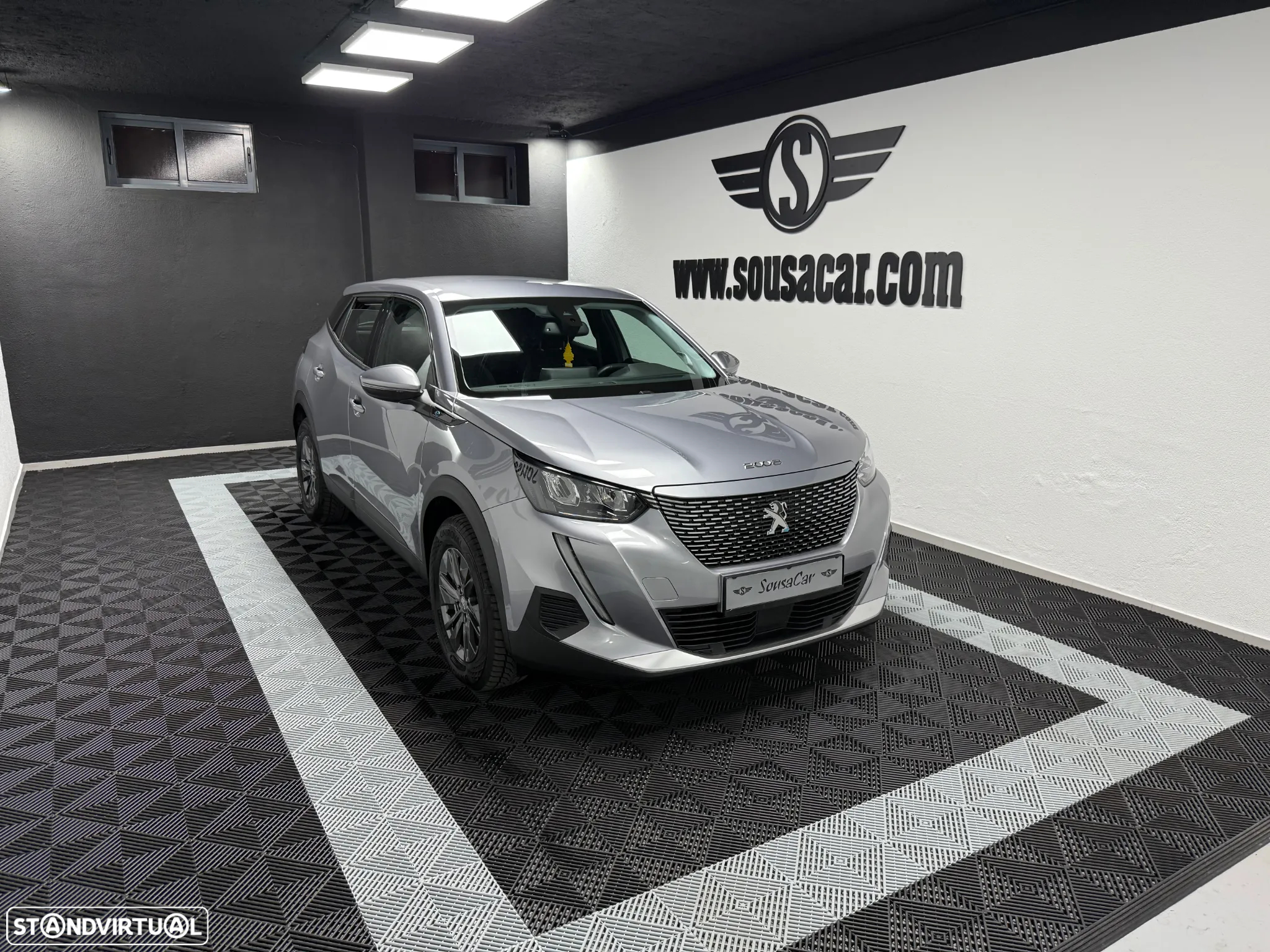 Peugeot e-2008 50 kWh Active Pack - 2