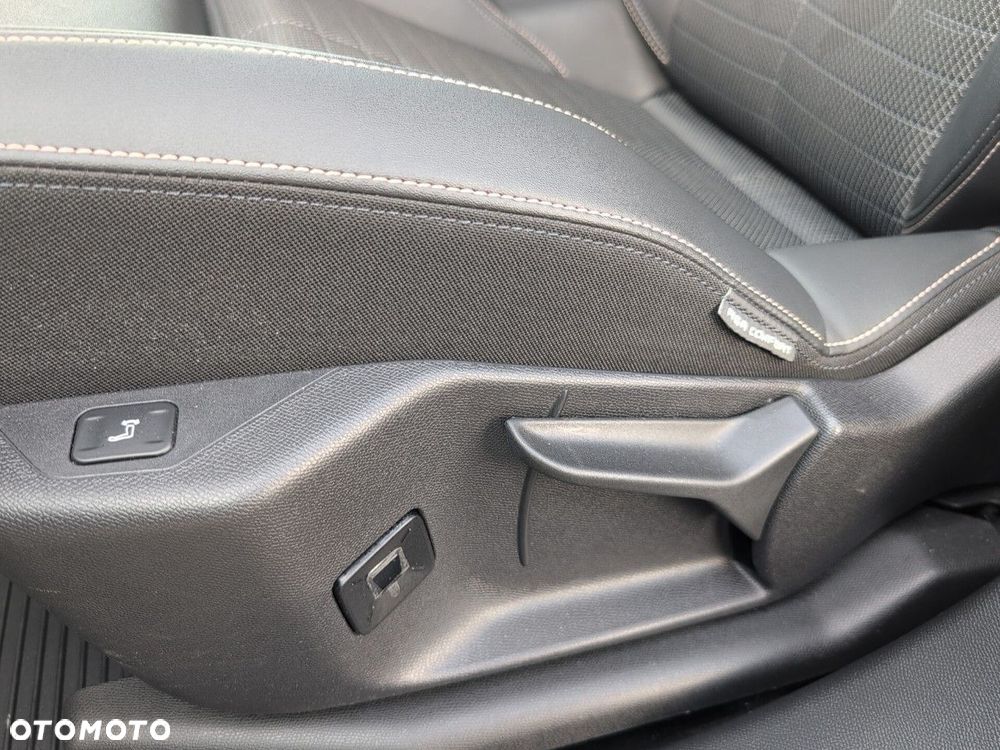 Peugeot 3008 1.2 PureTech mHEV Allure e-DCS6 - 13