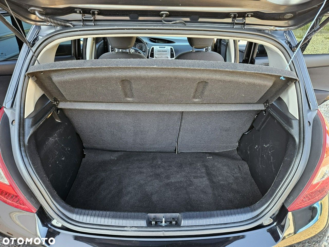 Hyundai i20 - 16