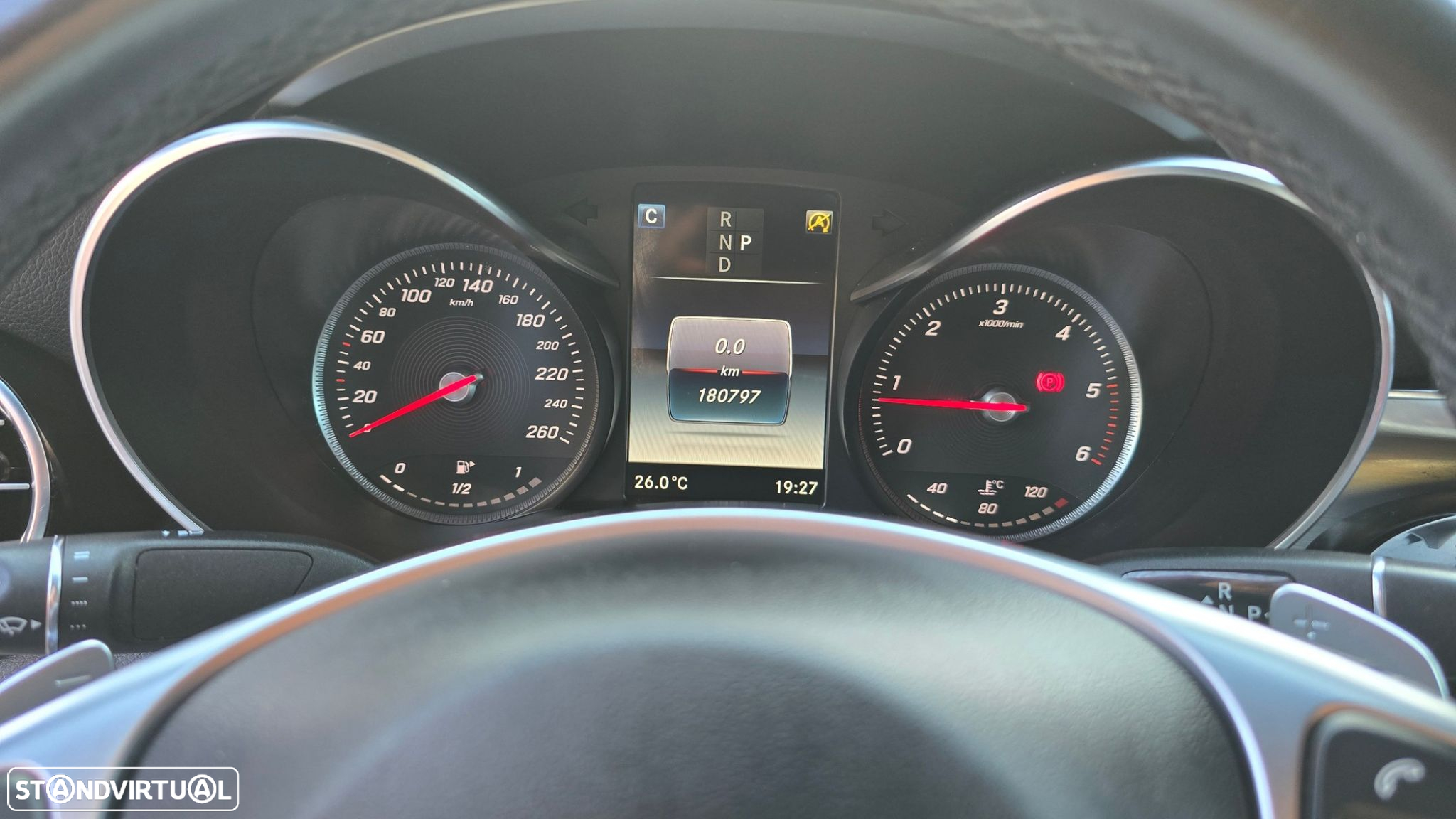 Mercedes-Benz GLC 220 - 19