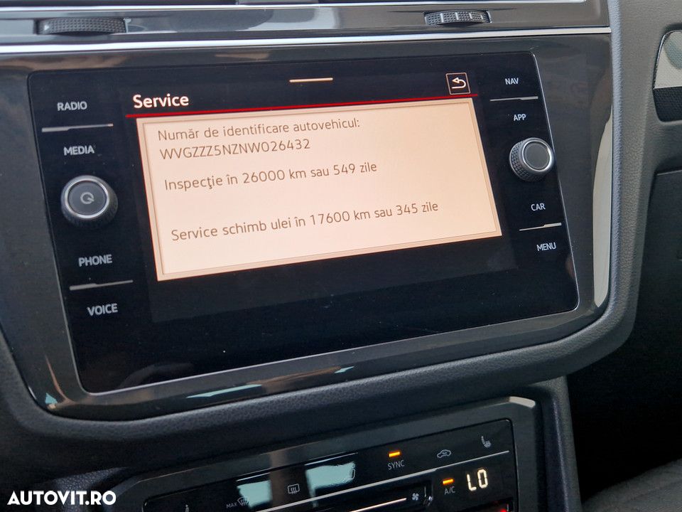 Volkswagen Tiguan 2.0 TDI SCR 4MOTION DSG Life - 25