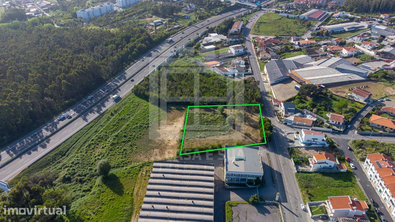 Venda conjunta de 2 terrenos urbanos em Rio Meão, S.M. Feira - Grande imagem: 3/19