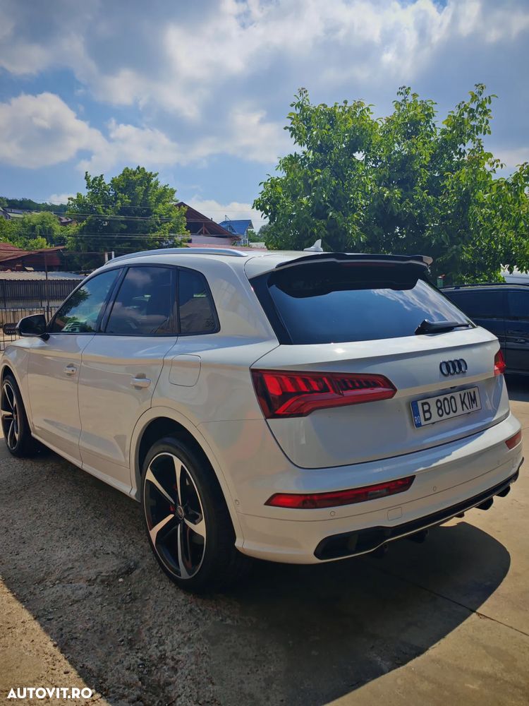 Audi Q5 55 TFSI e quattro S tronic - 4