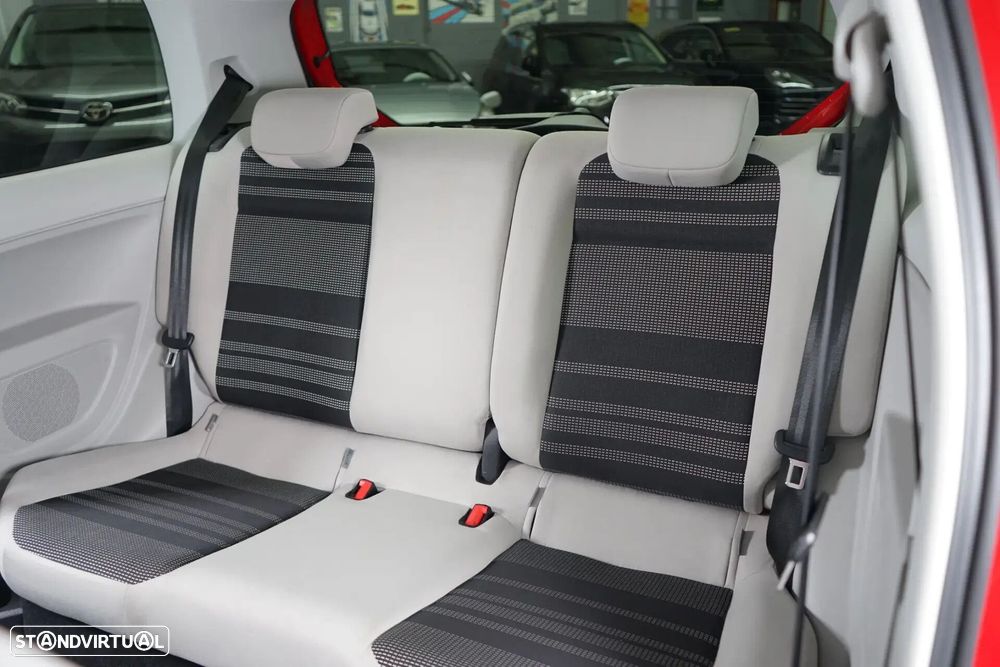 SEAT Mii - 26