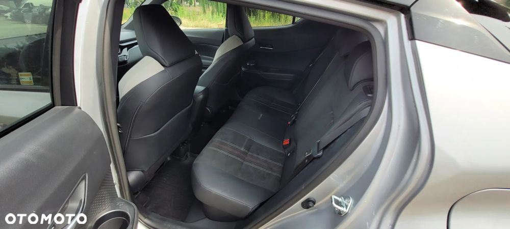 Toyota C-HR 2.0 Hybrid GR Sport - 11