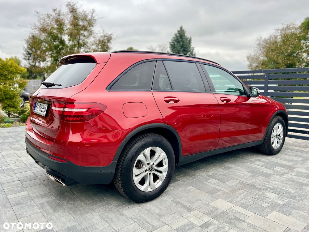 Mercedes-Benz GLC 250 4Matic 9G-TRONIC Exclusive - 12