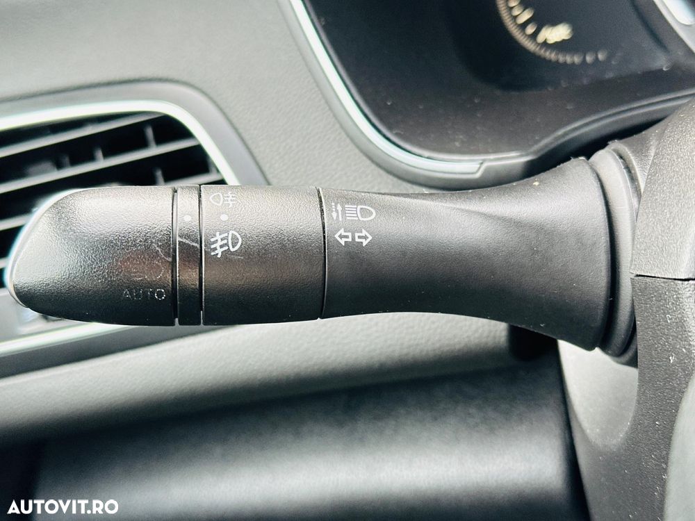 Renault Megane ENERGY dCi 110 Start & Stop Dynamique - 31