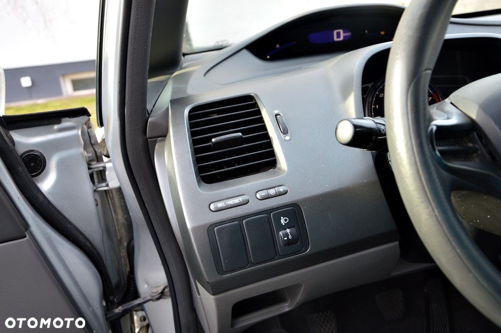 Honda Civic 1.8 Comfort - 18