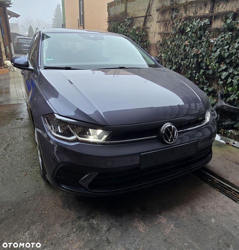 Volkswagen Polo - 1