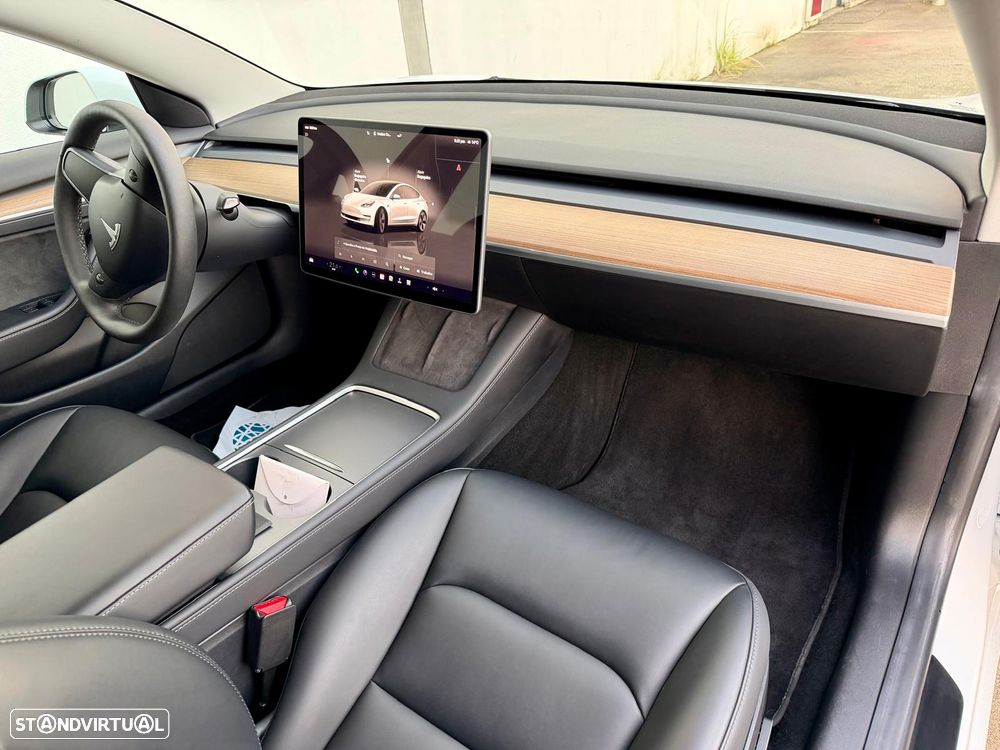 Tesla Model 3 Long Range Tração Traseira - 11