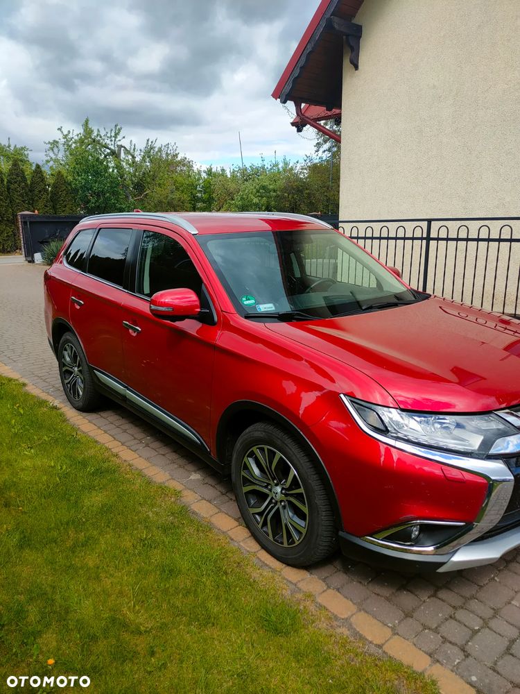 Mitsubishi Outlander 2.2 DI-D Intense + SDA 4WD - 3