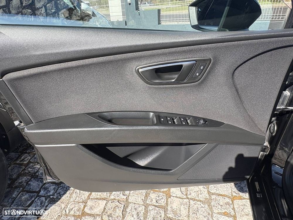 SEAT Leon ST 1.6 TDI Style Ecomotive - 6