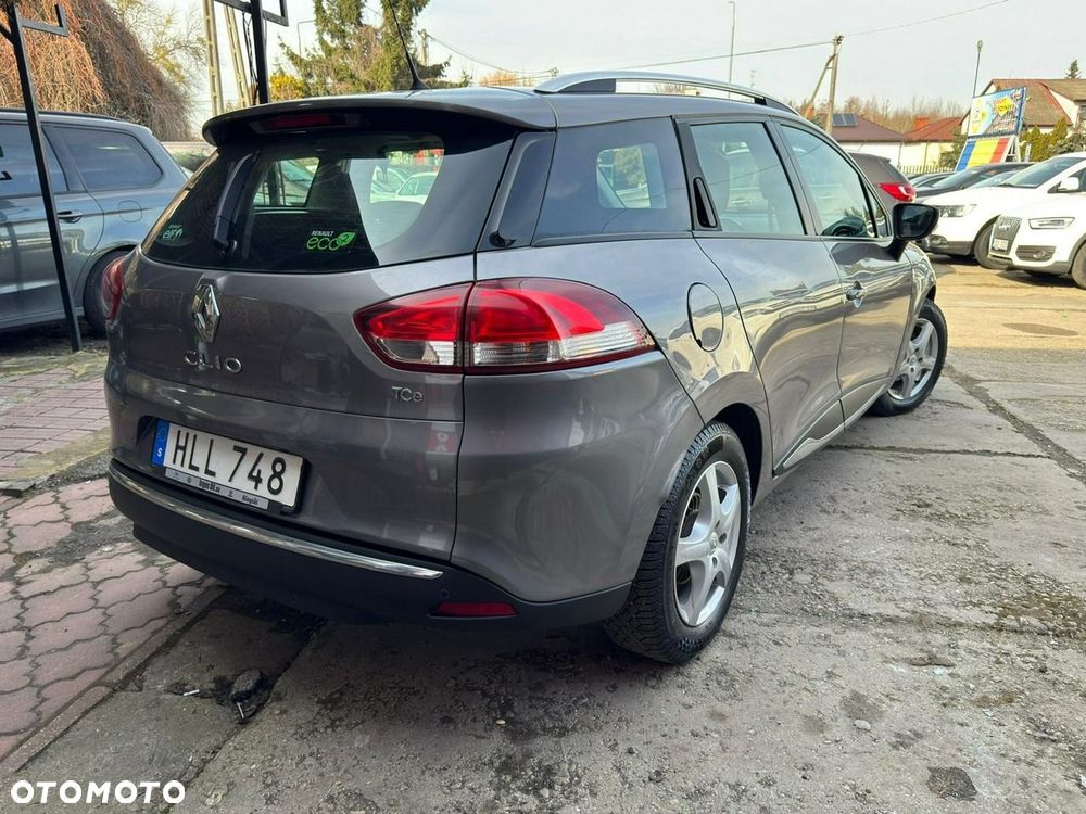 Renault Clio - 22