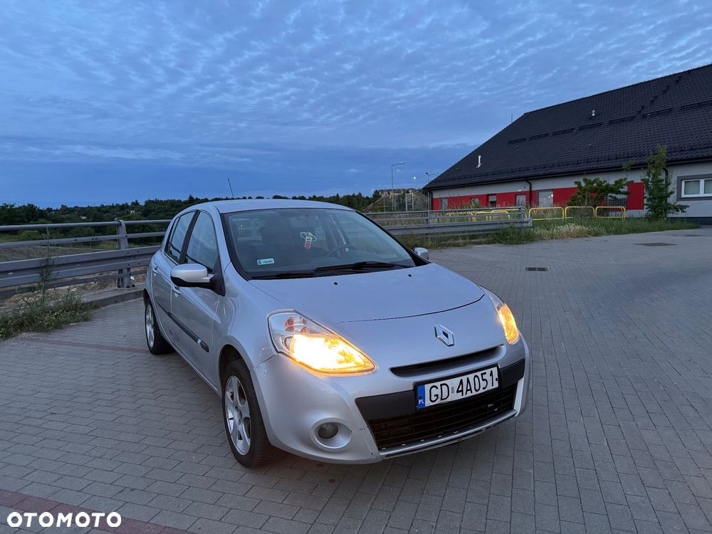 Renault Clio 1.5 dCi Alize - 1