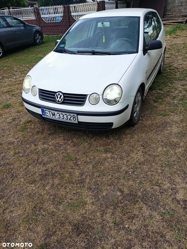 Volkswagen Polo - 2