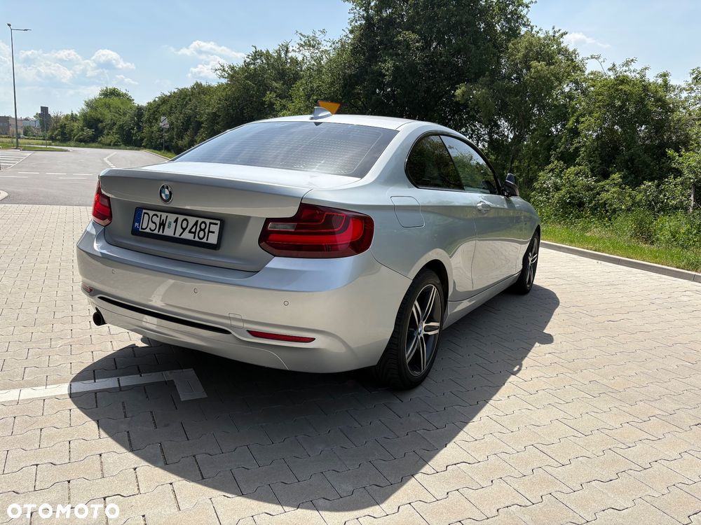 BMW Seria 2 218d Sport Line - 7