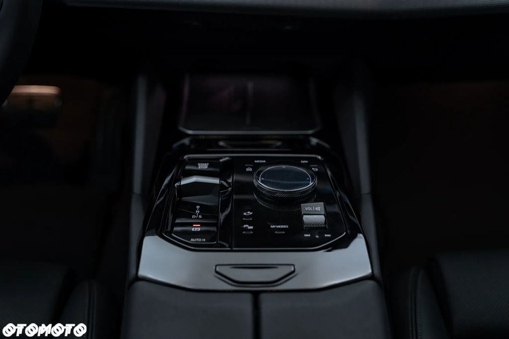 BMW Seria 5 520i mHEV M Sport - 35