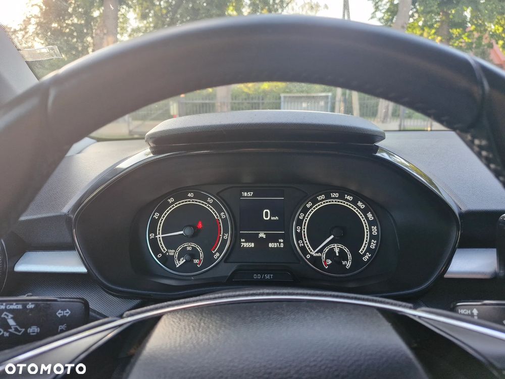 Skoda Fabia 1.0 TSI Ambition - 11