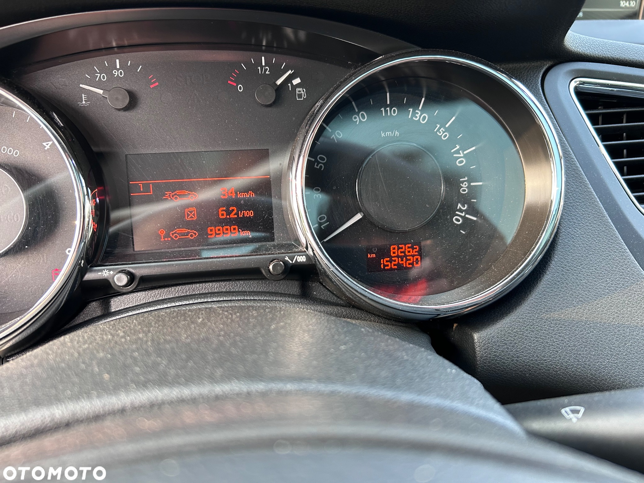 Peugeot 5008 1.6 BlueHDi Allure 7os - 13